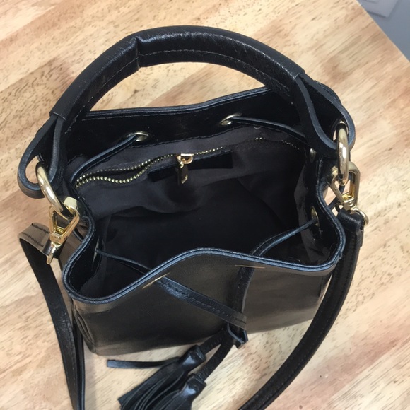 ⭐️ DIVINA FIRENZE Italian Leather Mini Bucket Bag - Picture 8 of 12
